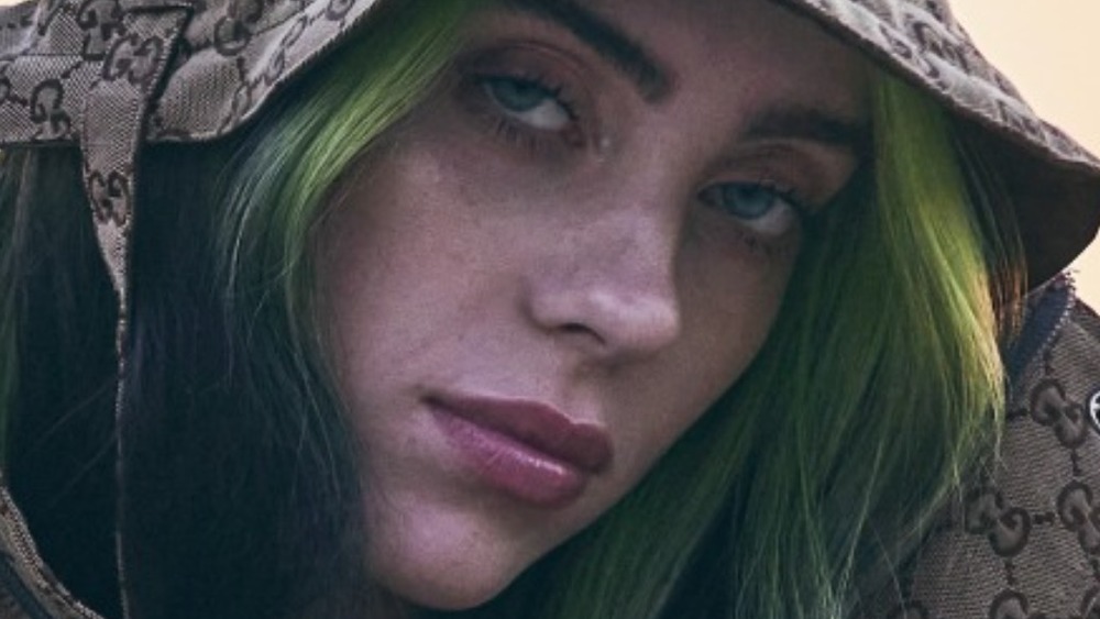 Billie Eilish, green hair, Gucci hat