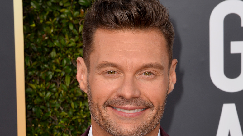 Ryan Seacrest smiling 