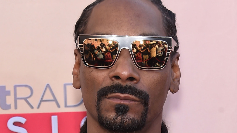 Snoop Dogg wearing sunglasses