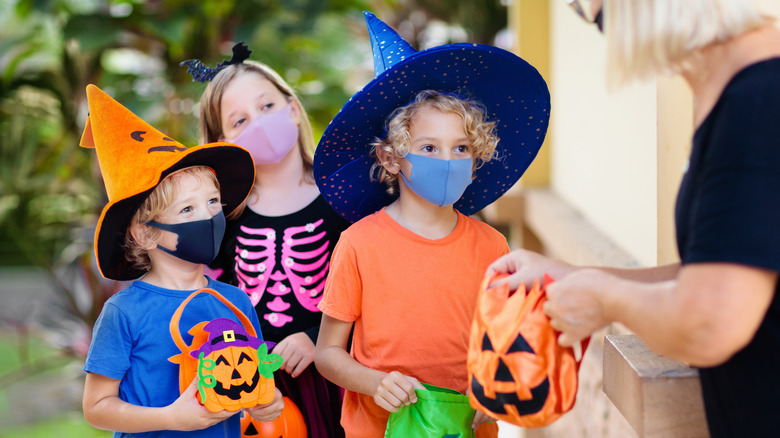 Kids trick-or-treating