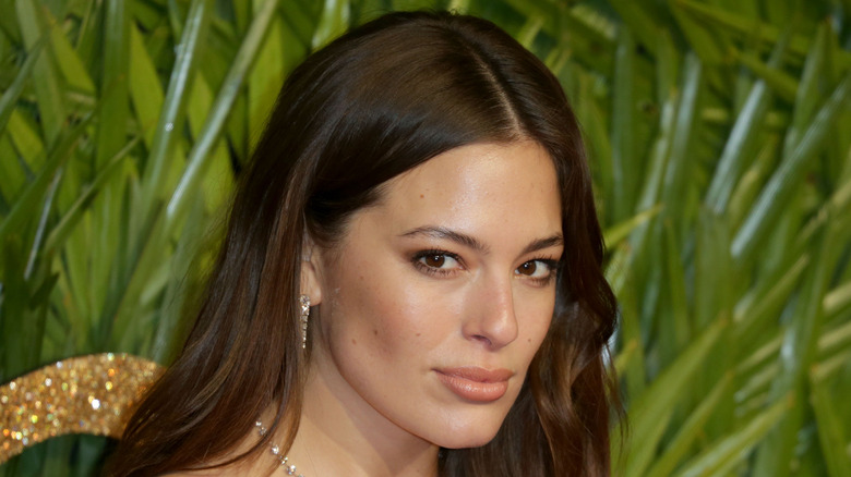Ashley Graham posing 
