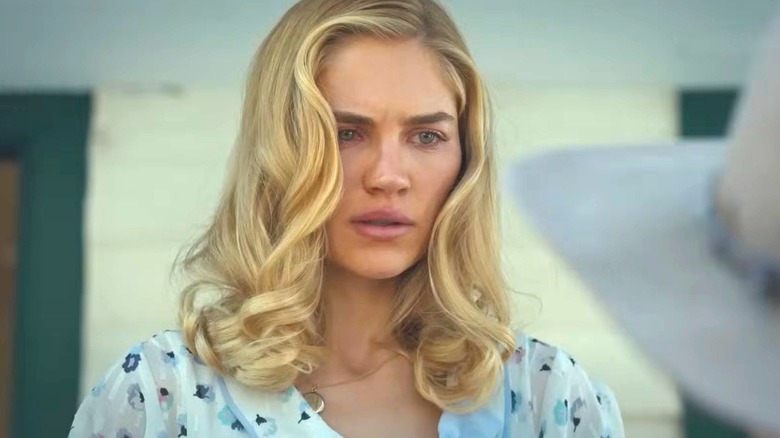 Michelle Randolph as Elizabeth Strafford in "1923"