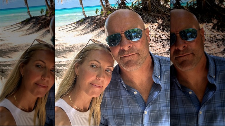 Bryan and Sarah Baeumler posing at the beach