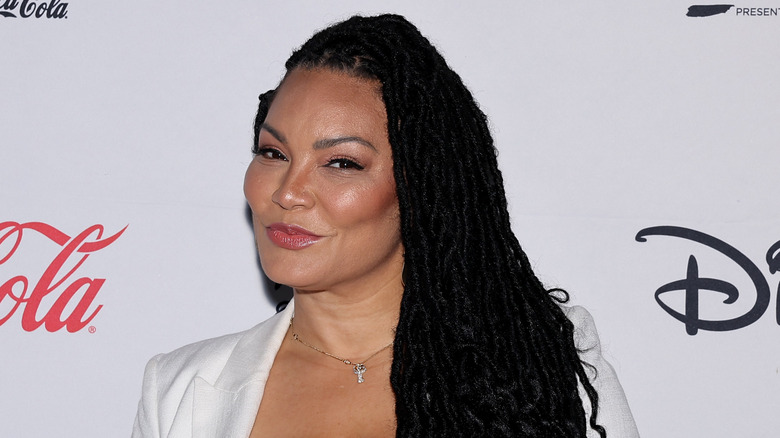 Egypt Sherrod smiles on the red carpet 