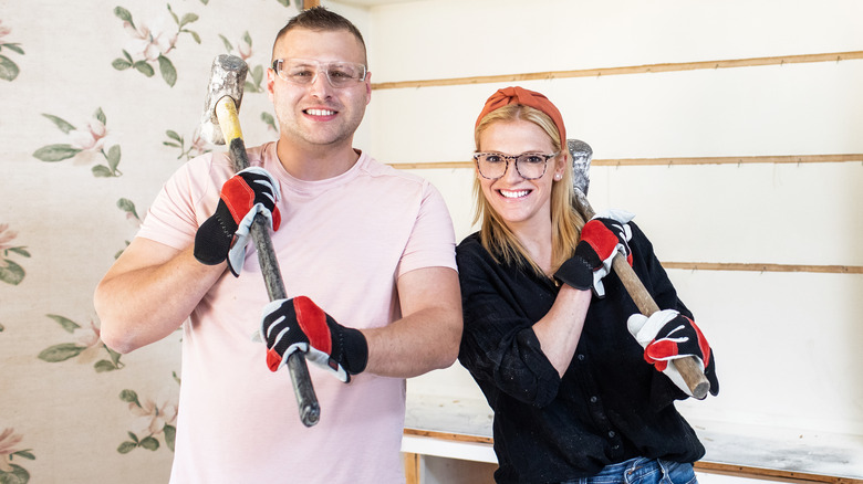 Jon and Dani Wrobel appear on Flip to a Million