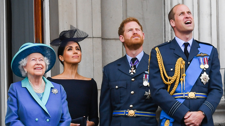 British royal family on balcony