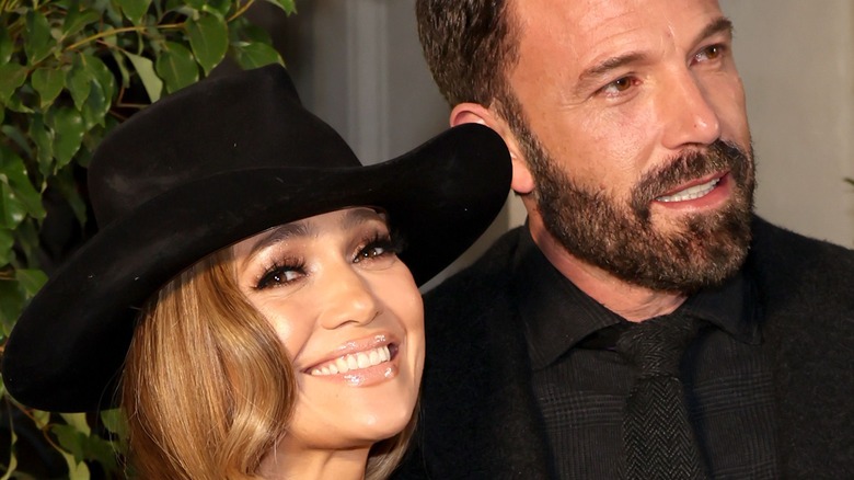 Ben Affleck and Jennifer Lopez on the red carpet.