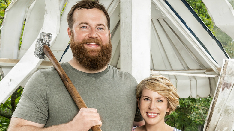 Ben and Erin Napier posing