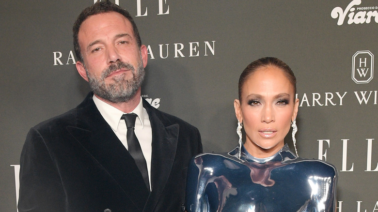 Ben Affleck and Jennifer Lopez posing