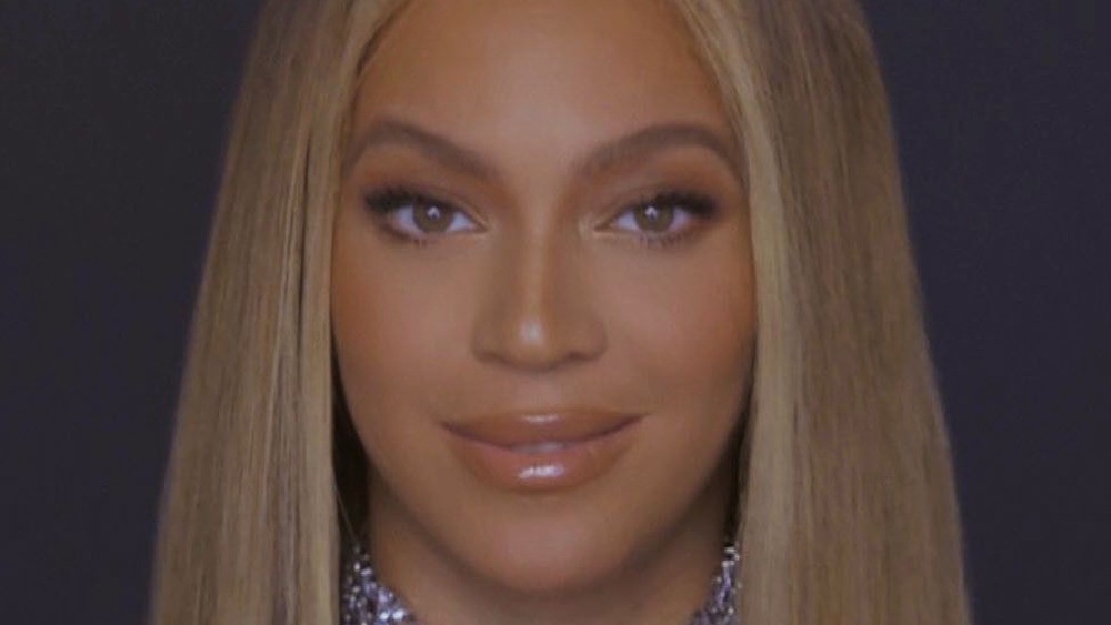 Beyoncé smiling