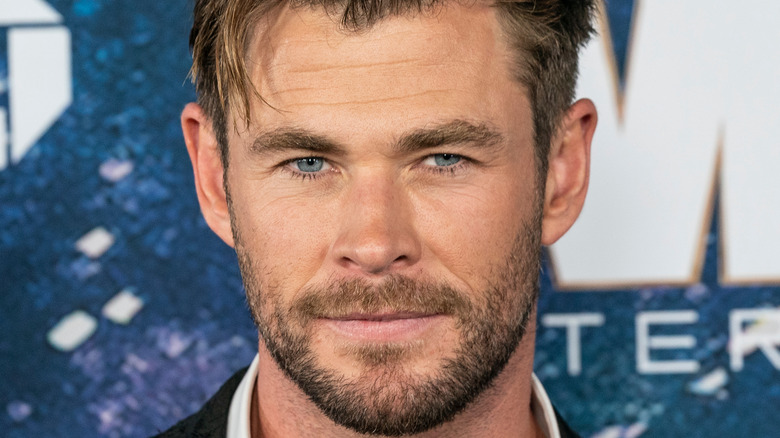 Chris Hemsworth red carpet