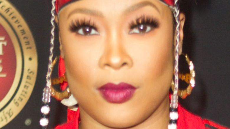 Da Brat close-up