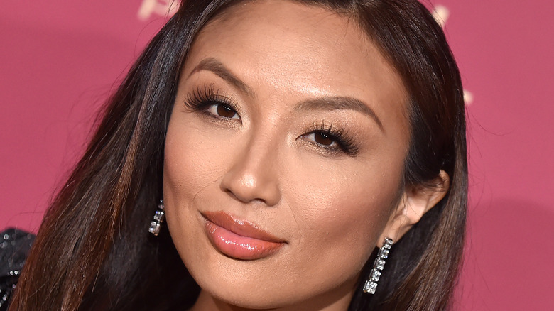 Jeannie Mai smiling 