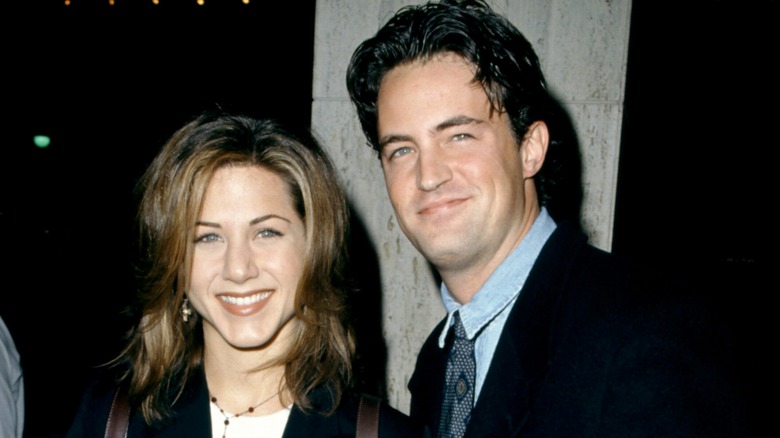 Jennifer Aniston Matthew Perry smiling
