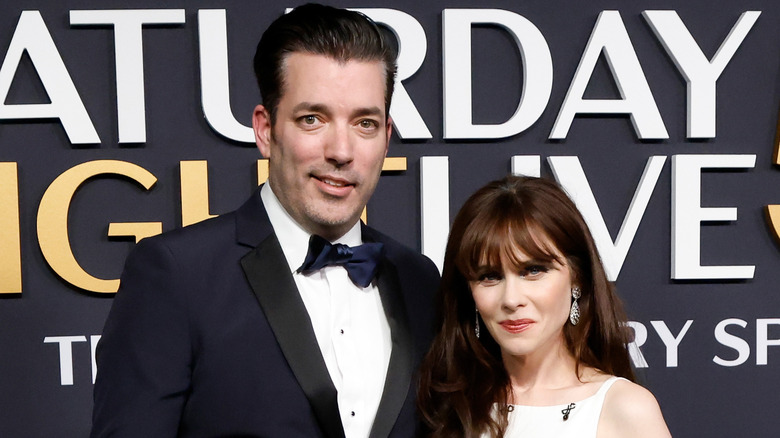 Jonathan Scott and Zooey Deschanel on the red carpet