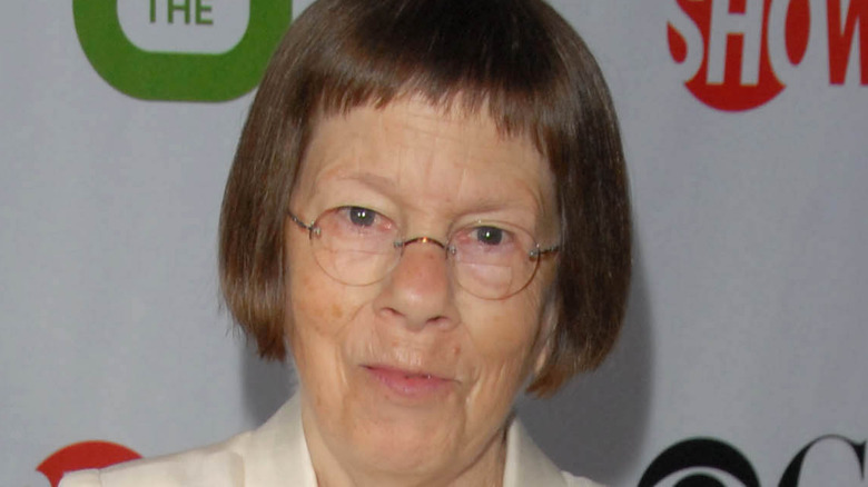 Linda Hunt smiling