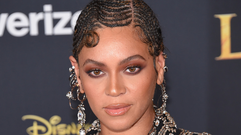 Beyonce attend event 