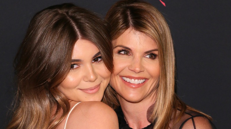 Olivia Jade with mother Lori Loughlin