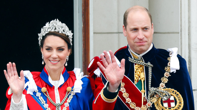 Prince William and Princess Kate wave at Charles coronation