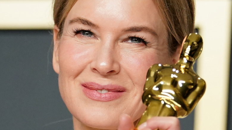 Renée Zellweger with oscar