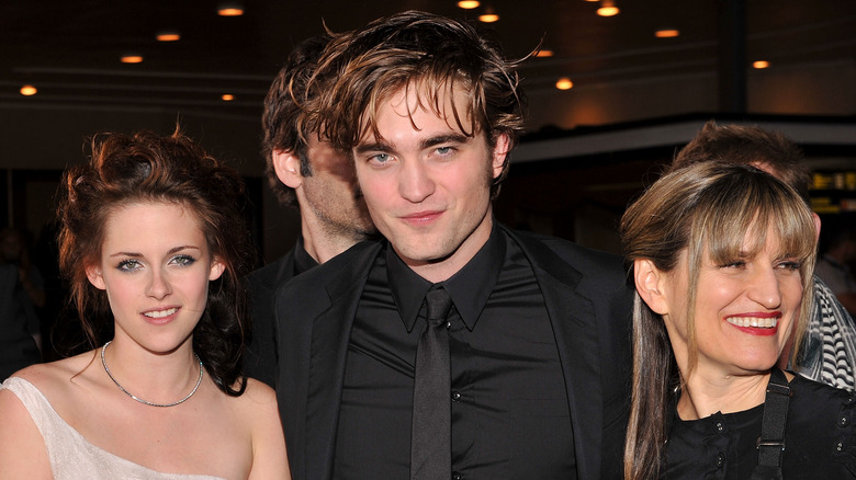 Robert Pattinson, Kristen Stewart, and Catherine Hardwicke smiling