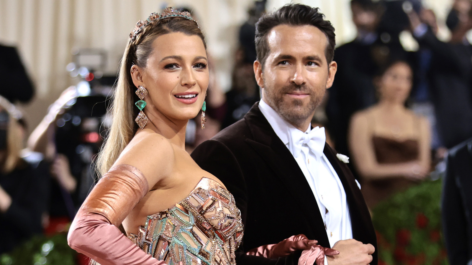 Ryan Reynolds and Blake Lively 'deeply and unreservedly sorry' for  plantation wedding