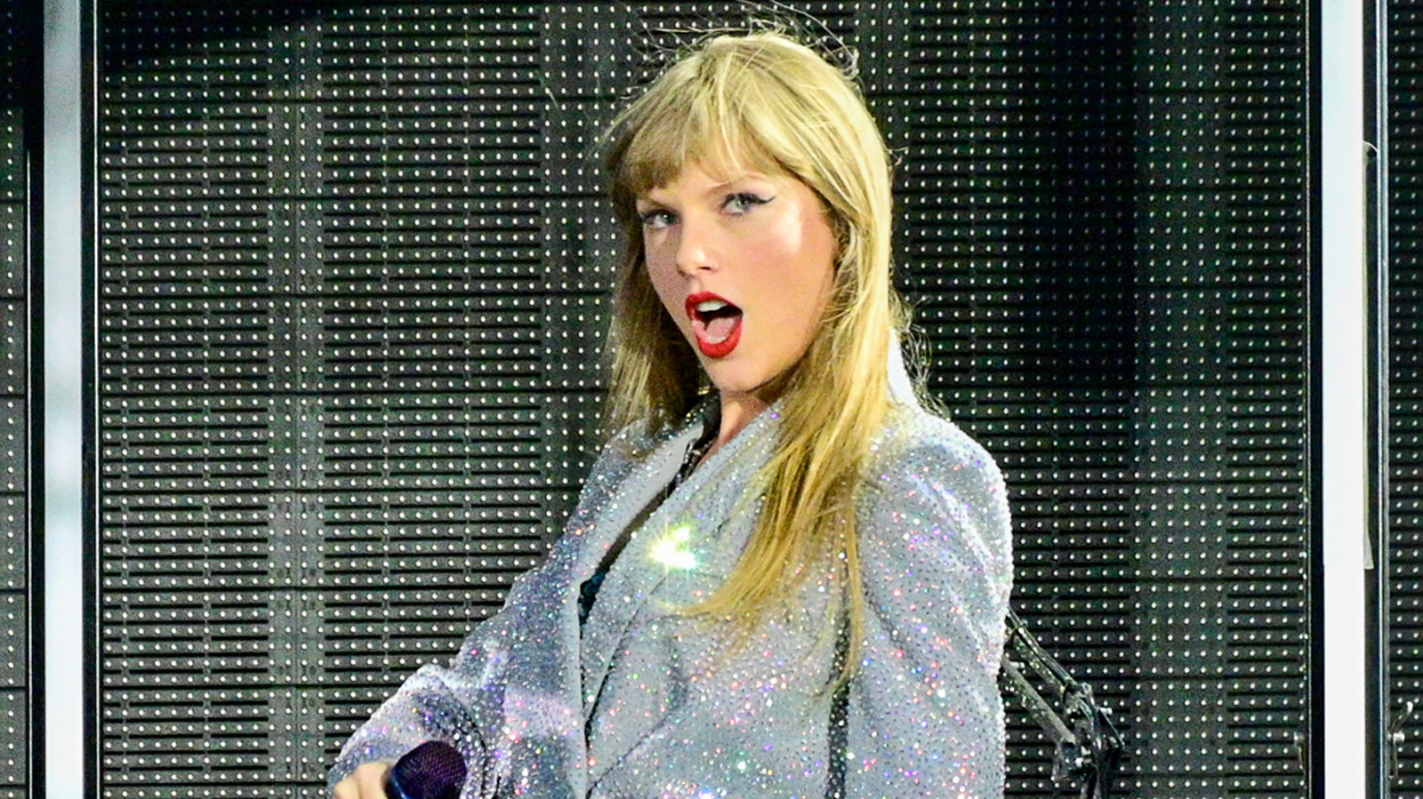 Pennsylvania'S Own Taylor Swift Drops A Bombshell Album Announcement! - sxq11va