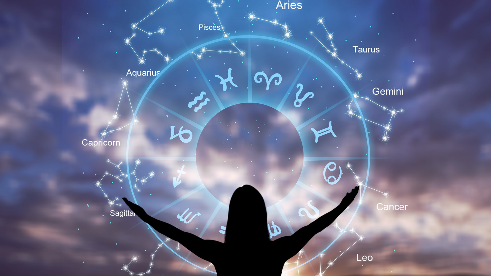 How The July 28 New Moon Will Affect You If You're A Gemini