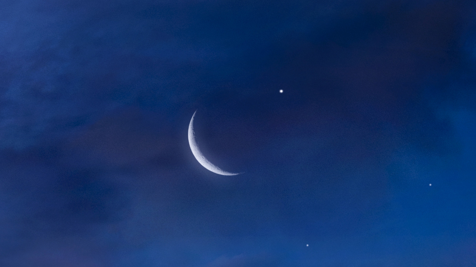 How The New Moon On April 12 Will Affect You If You're An Earth Sign