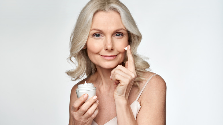 How To Build A Skincare Routine For Aging Skin