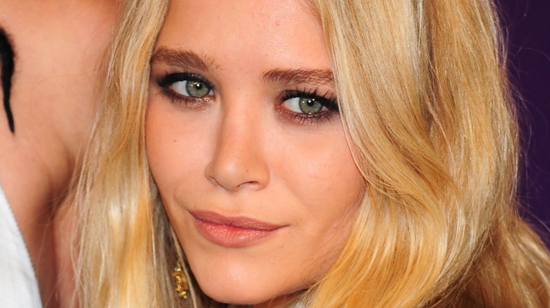 Mary Kate Olsen 2010