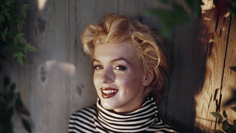 5. Short Blonde Marilyn Monroe Costume - wide 3