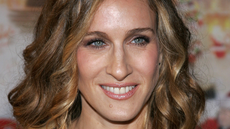 Sarah Jessica Parker smiling on the red carpet