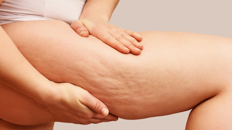 Stretching loose thigh skin