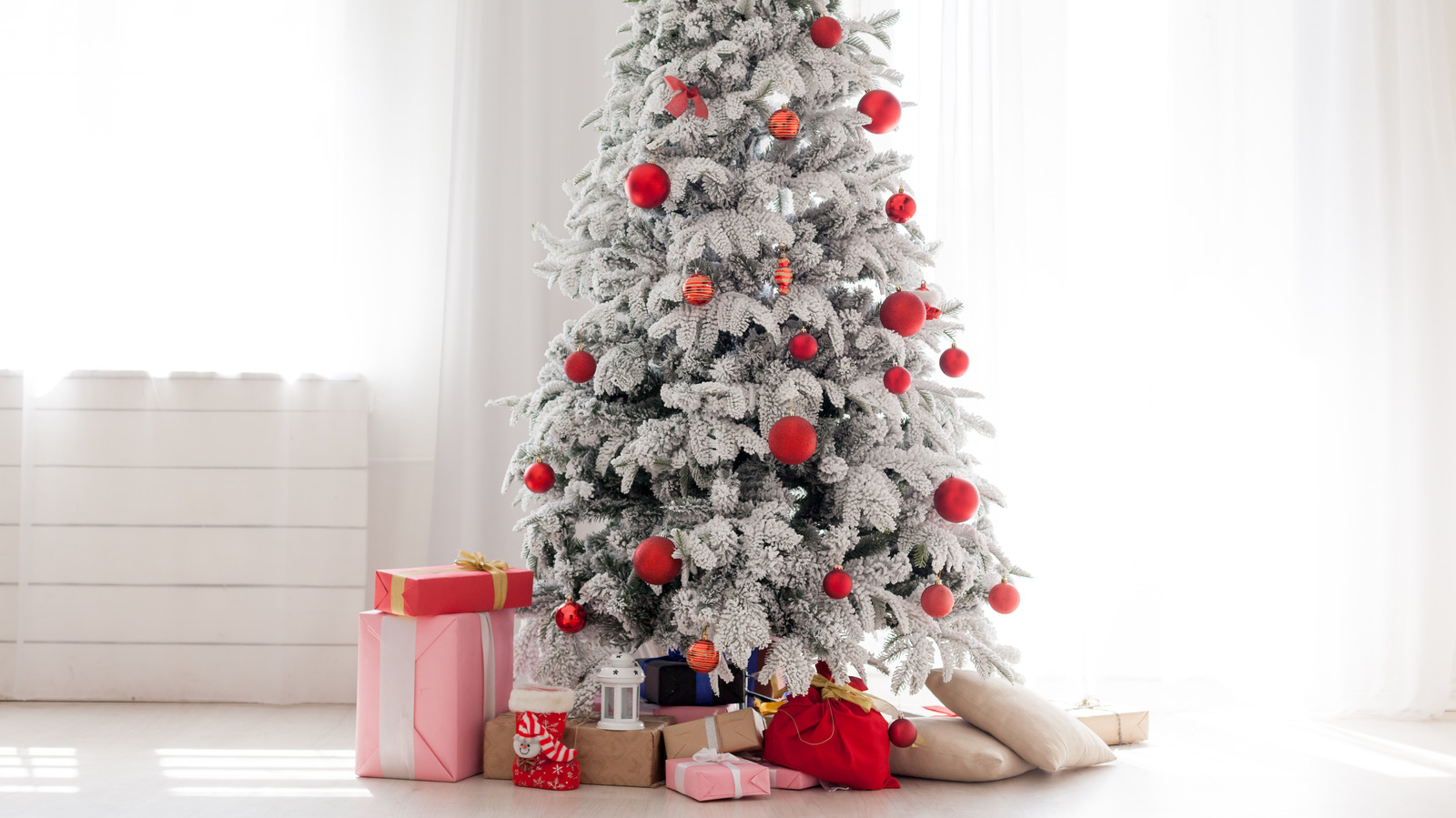 How To Gift Wrap A Blanket Or Scarf