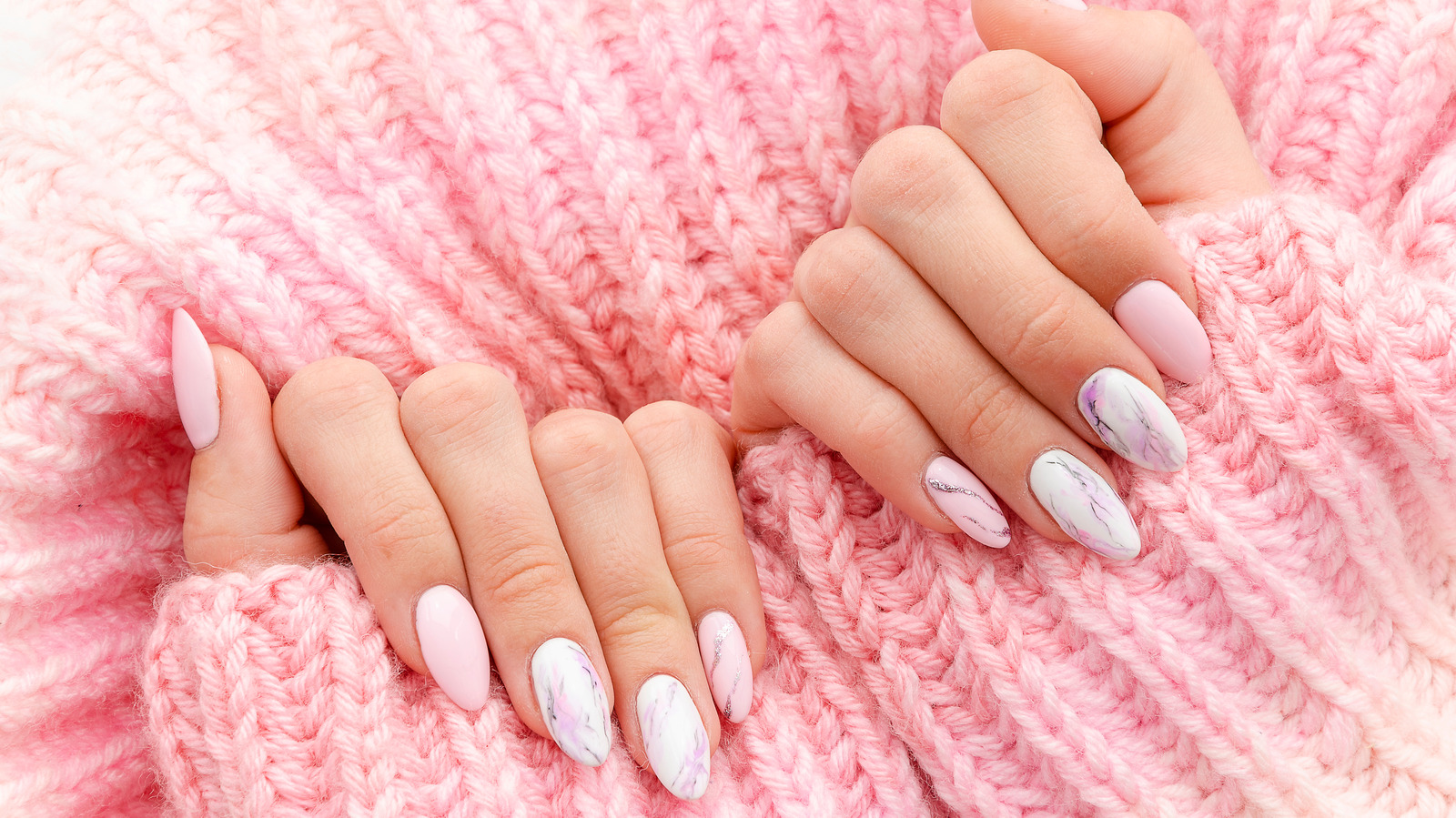 How To Give Yourself A Marble Manicure At Home How To Give Yourself A Marble Manicure At Home