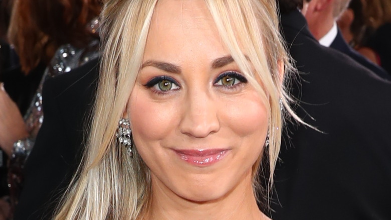 Kaley Cuoco with wispy curtain bangs