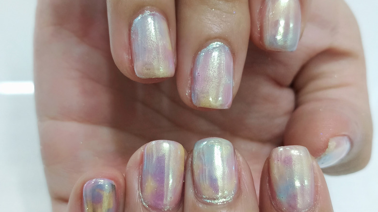 Aurora nails