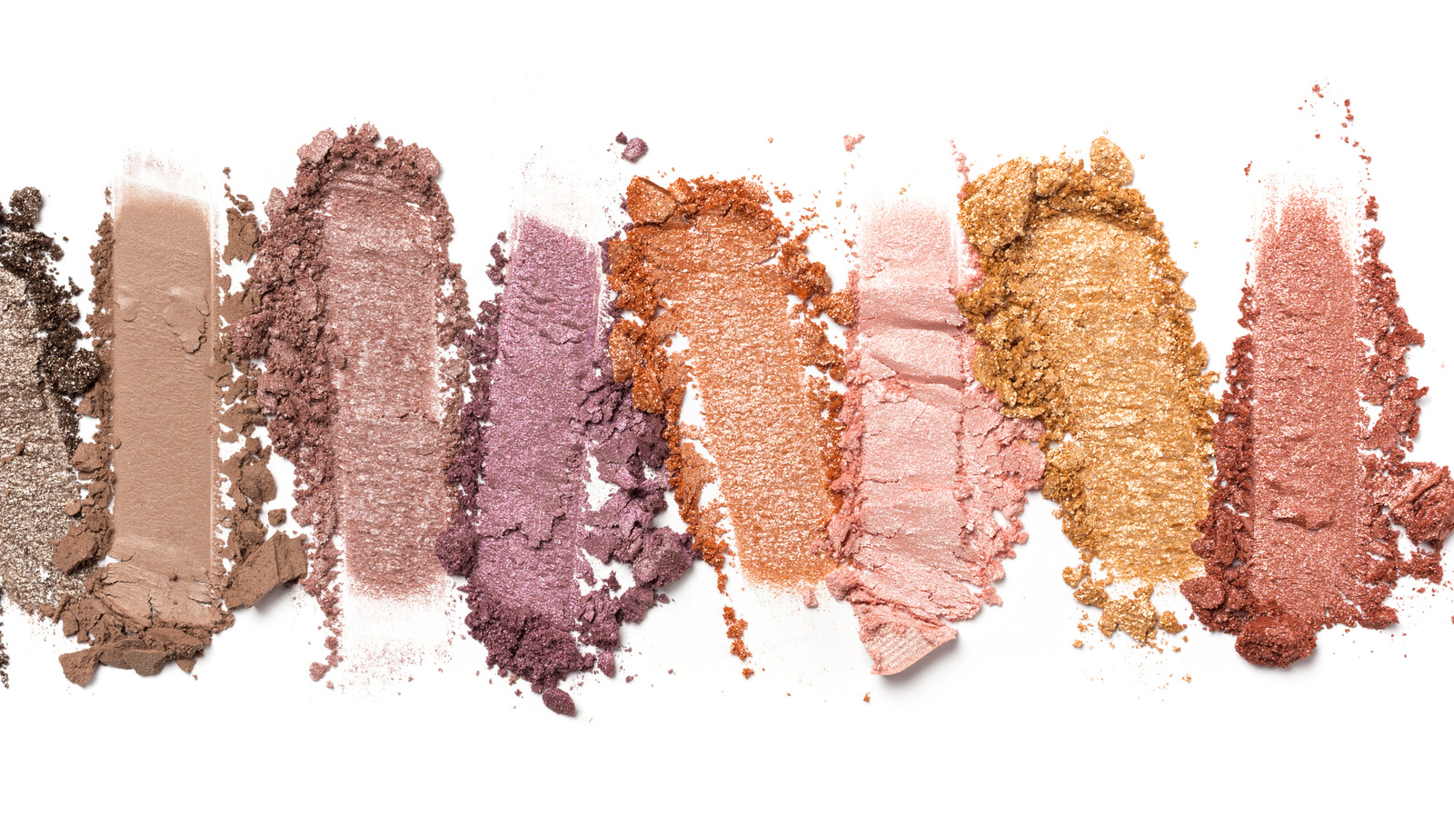 How To Really Achieve The Glossy Eyeshadow Trend