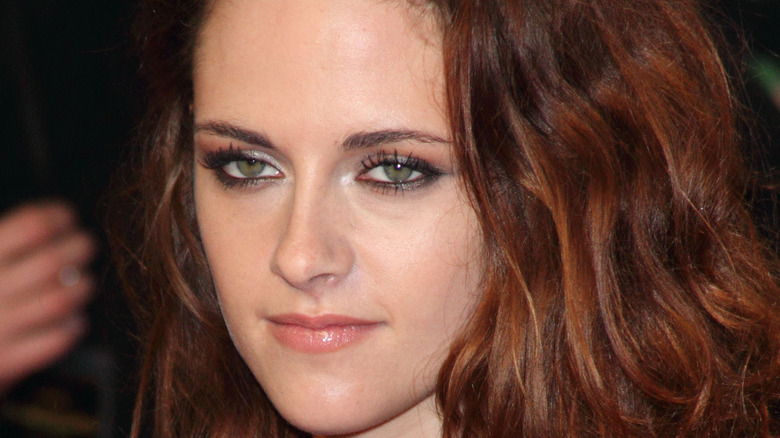 Actress Kristen Stewart on the red carpet.