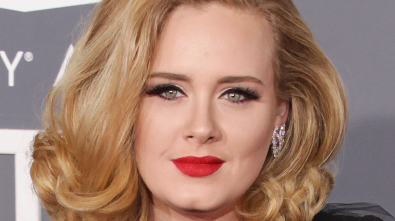 Adele smiling on red carpet 