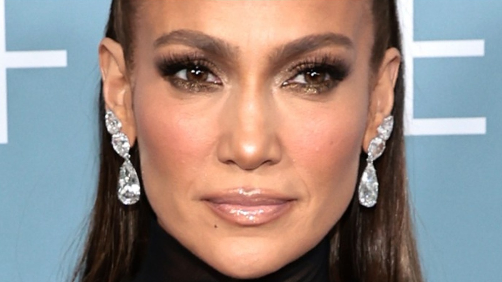 How To Replicate Jennifer Lopez’s Morning Skincare Routine