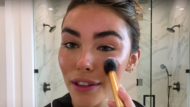 Madison Beer doing her makeup 