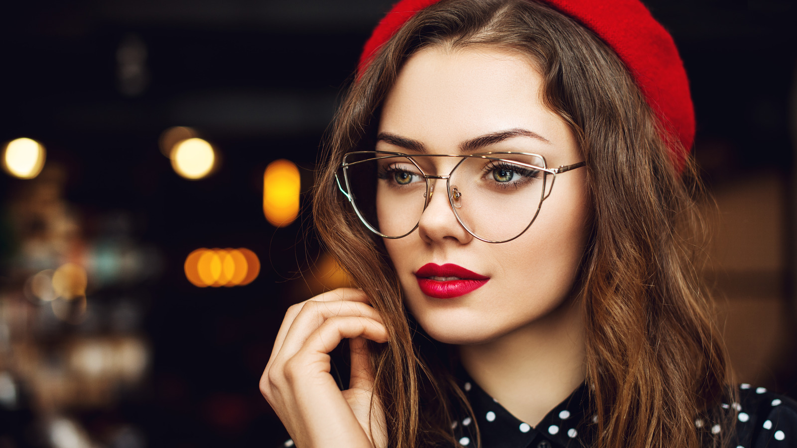 How To Wear Fake Eyelashes With Glasses