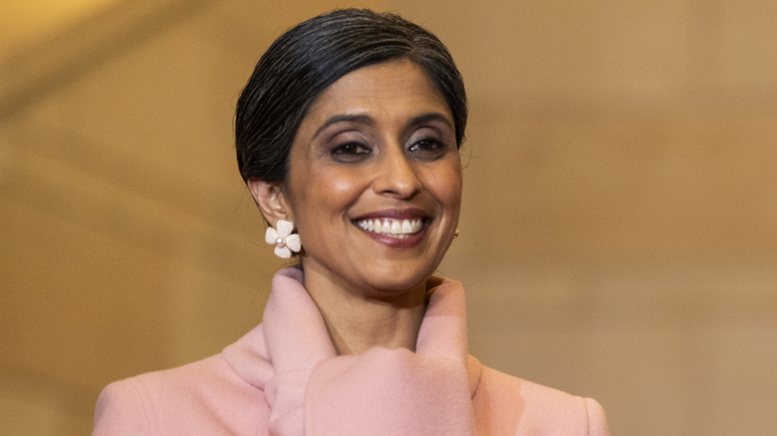 <a href="https://www.thelist.com/1794779/usha-vance-since-becoming-second-life/" target="_blank">How Usha Vance’s Life Has Changed Since Becoming Second Lady</a>