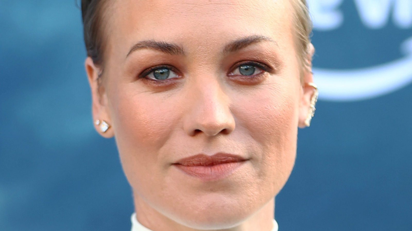 How Yvonne Strahovski Really Feels About Her Character, Serena, In The  Handmaid's Tale, image size:1600x898