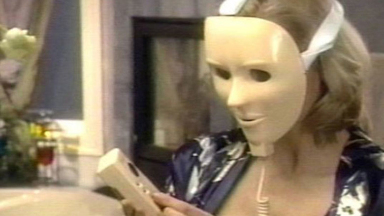 Rejuvenique mask beauty product