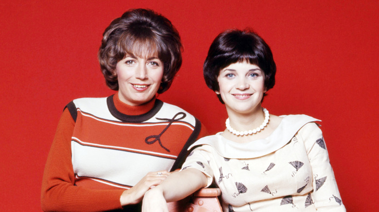 Promo photo of Penny Marshall and Cindy Williams for Laverne & Shirley