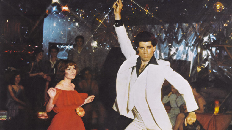 Karen Lynn Gorney and John Travolta dancing