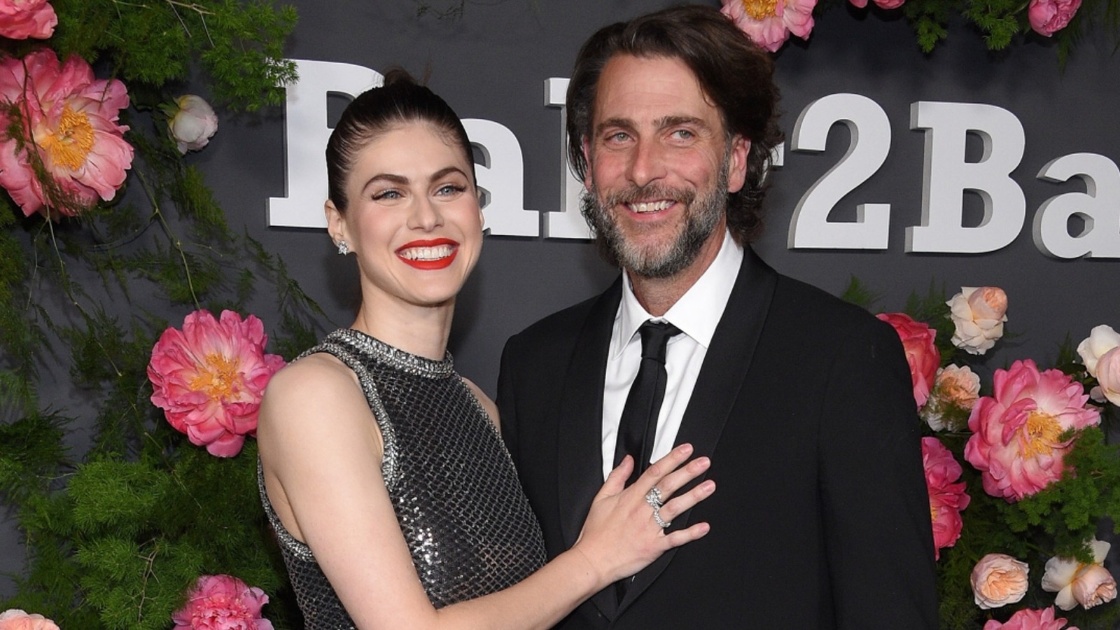 Inside Alexandra Daddario And Husband Andrew Form s Relationship
